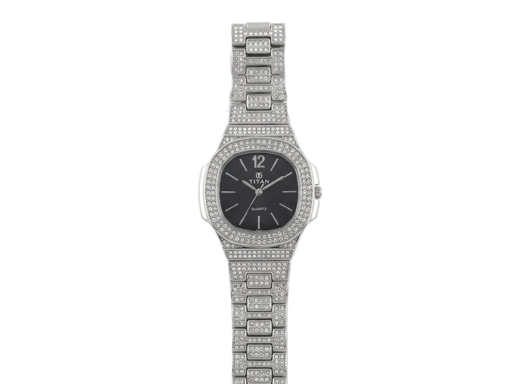 MTL045 - METAL ANALOG WATCH FOR WOMEN