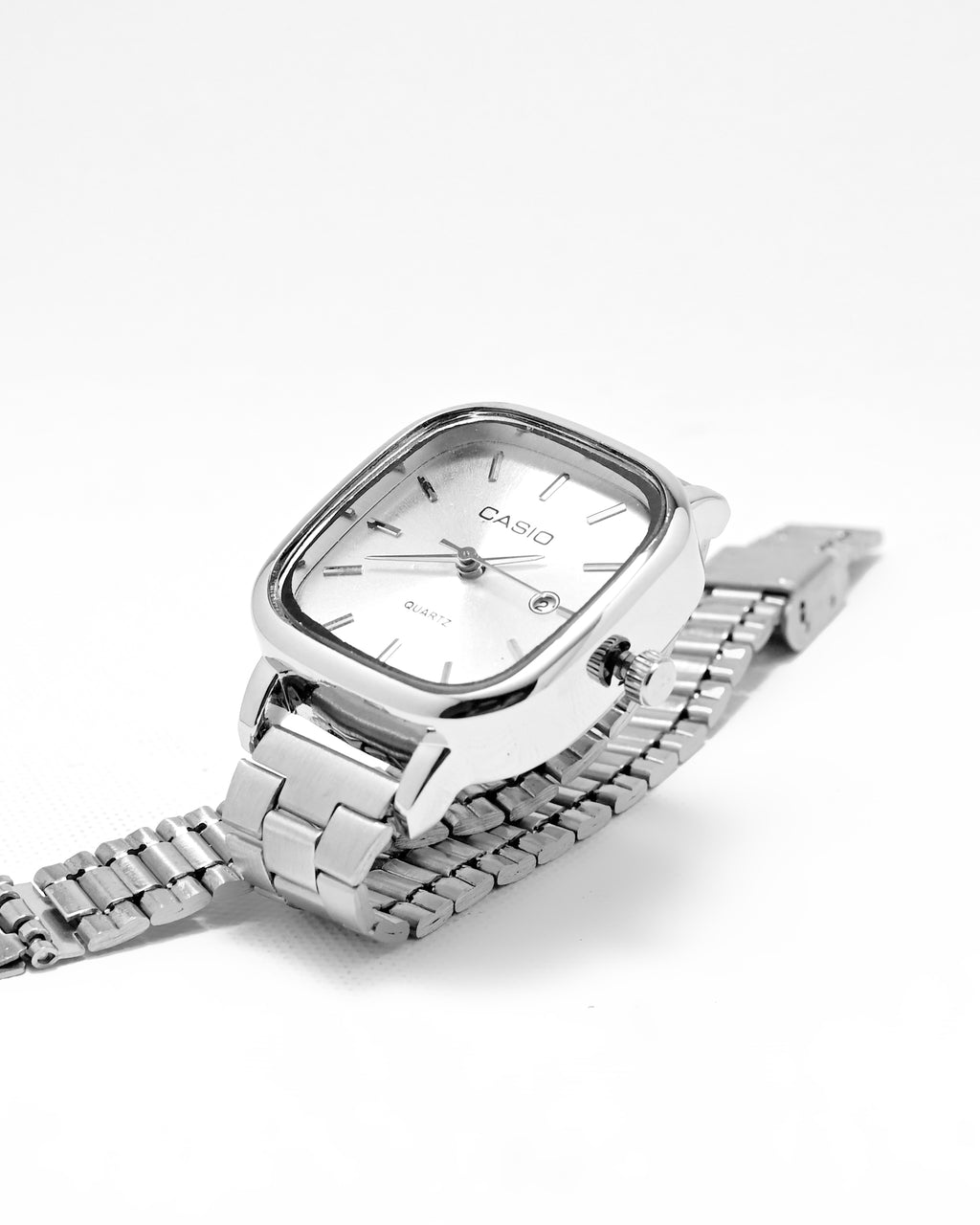 MTL042 - Casio Elegant Steel Watch – Minimal Design for Men