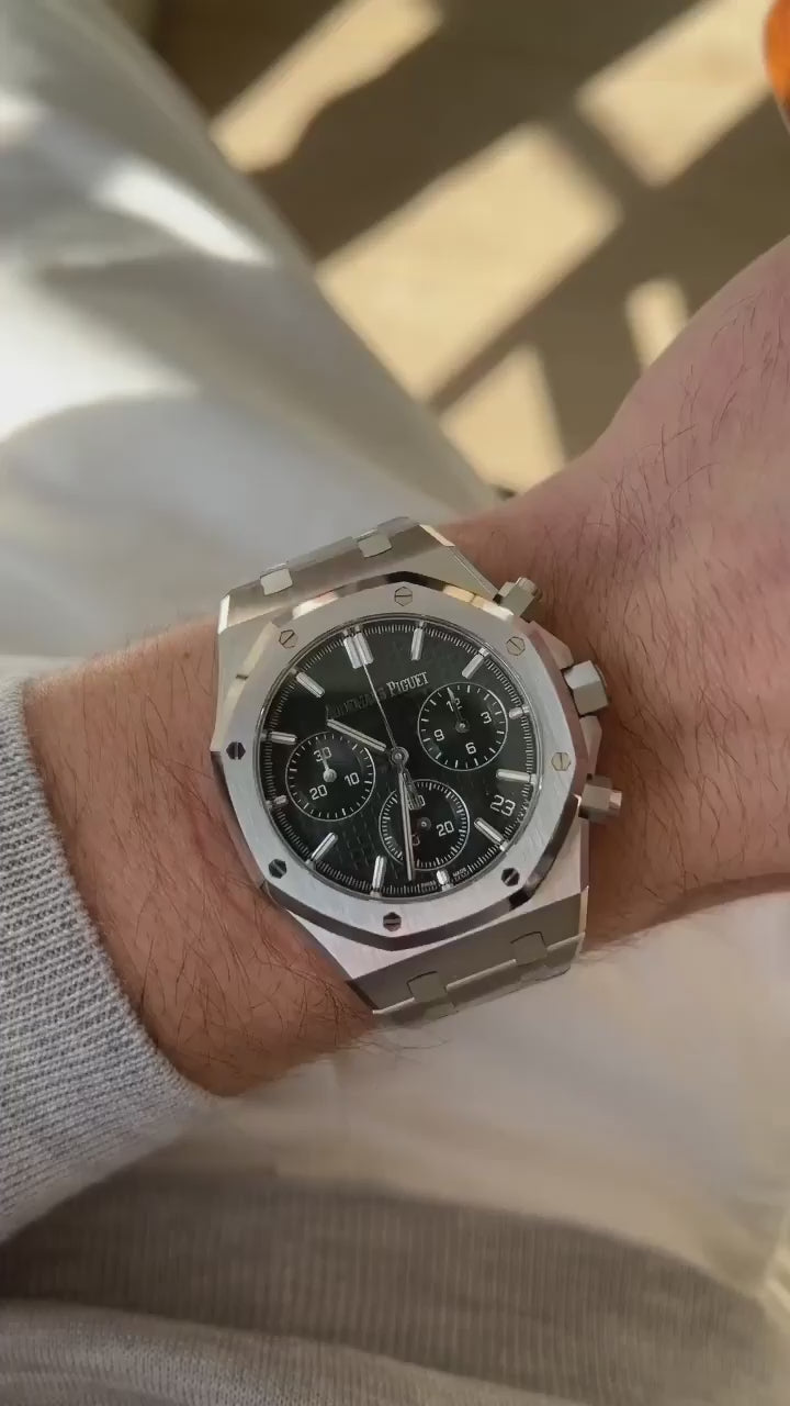 MTL058 - Audemars Piguet Luxury Steel Watch ñ Simple & Sophisticated for Men